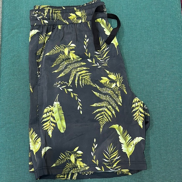 Men’s Guess Two pack swimming trunks - Picture 2 of 7